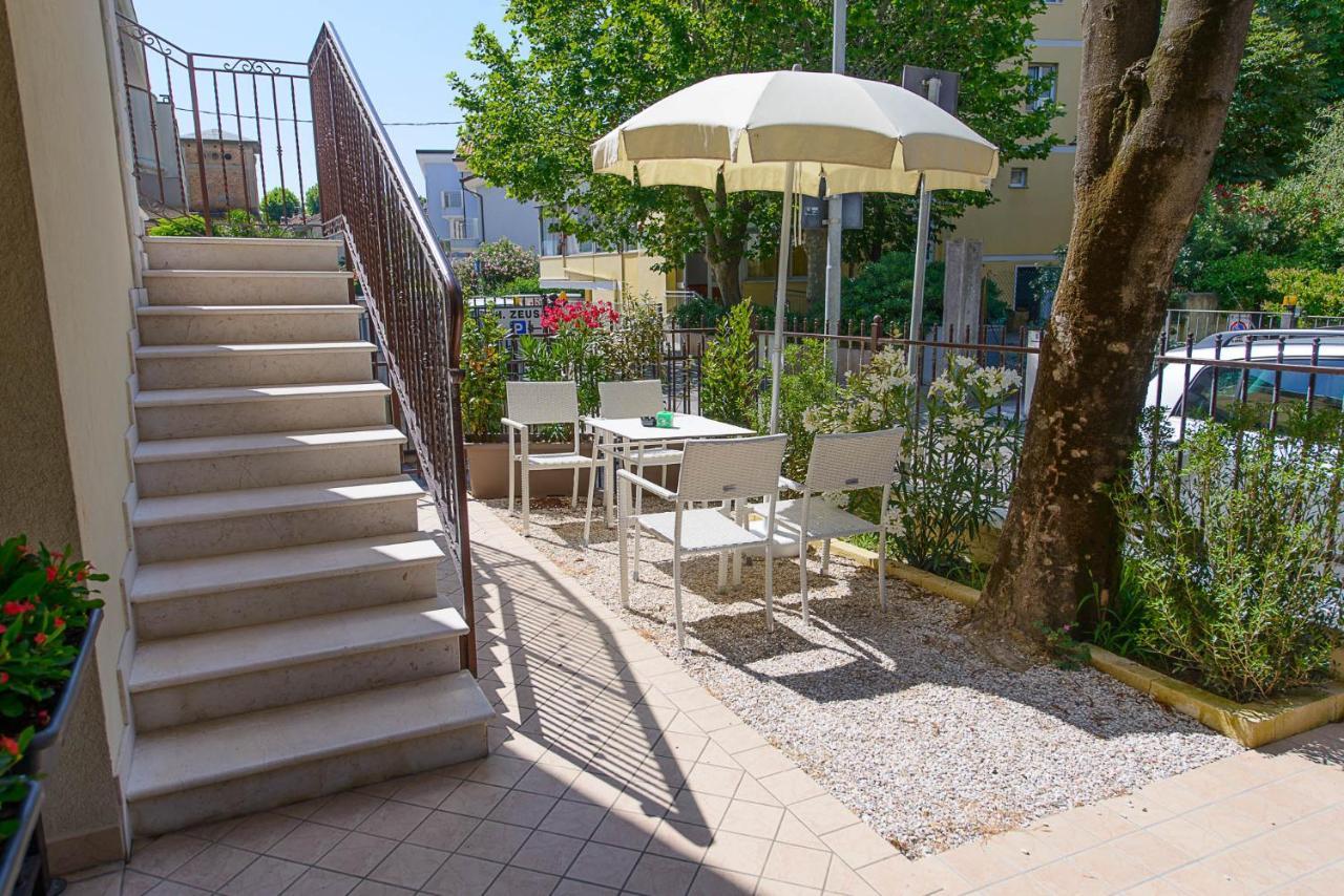 Residence Ducale Rimini Exterior photo